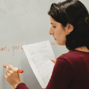 classes particulars de catalá en línia presencial